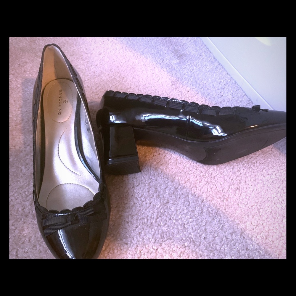 Bandolino black block heel pump